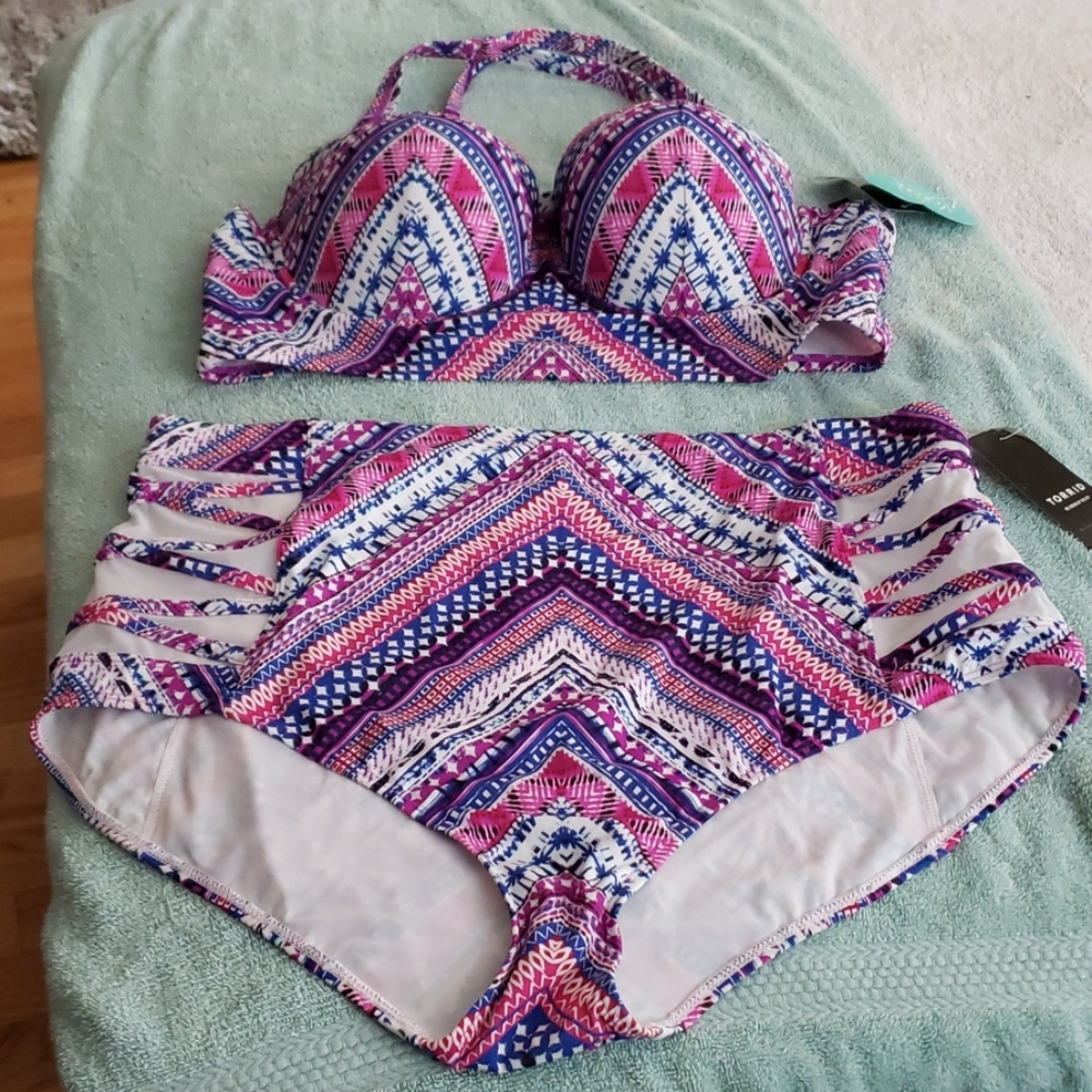 NWT Torrid Swimsuit Bikini Plus Size